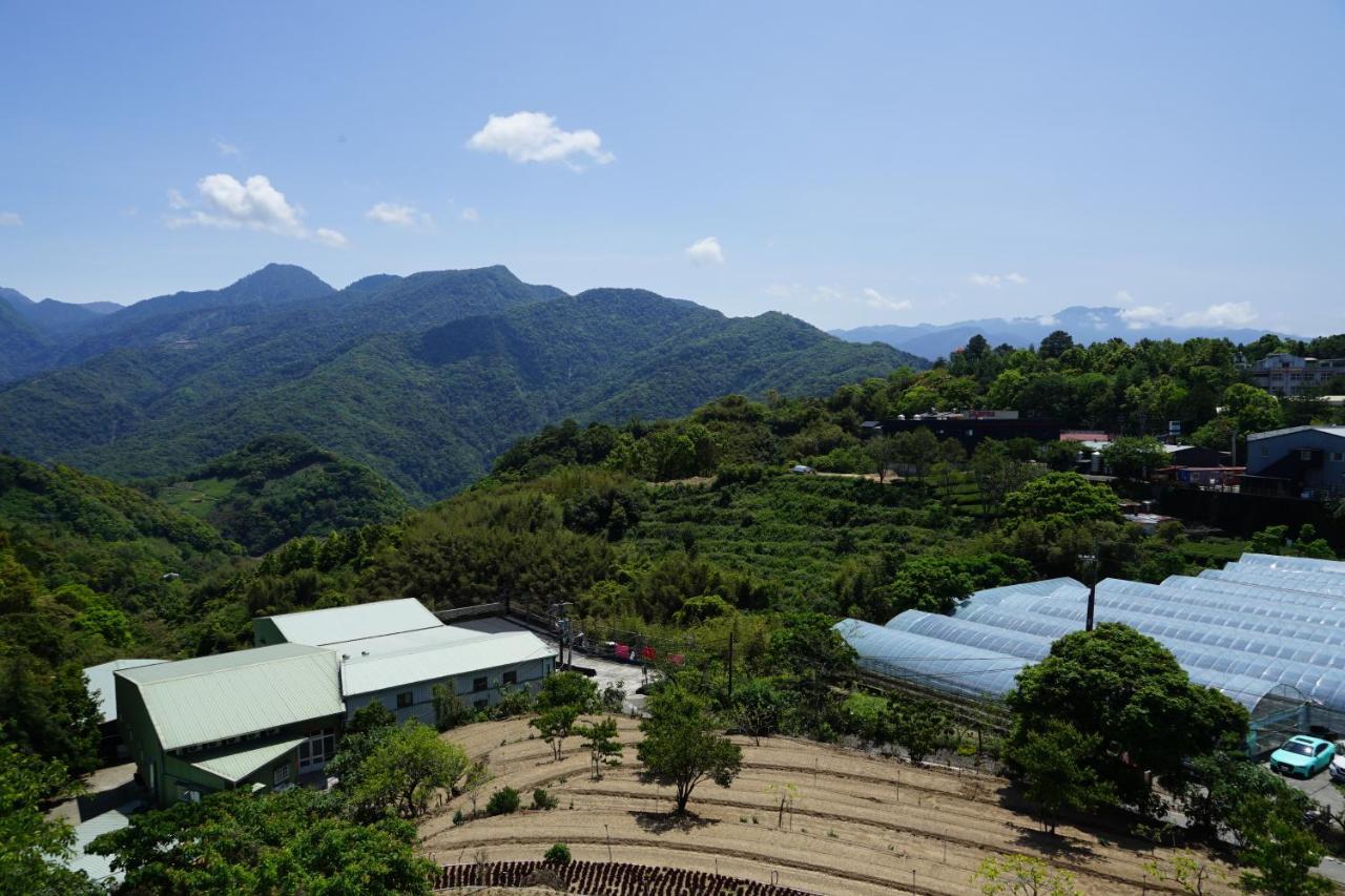 清境依山舞林民宿 仁爱乡 外观 照片